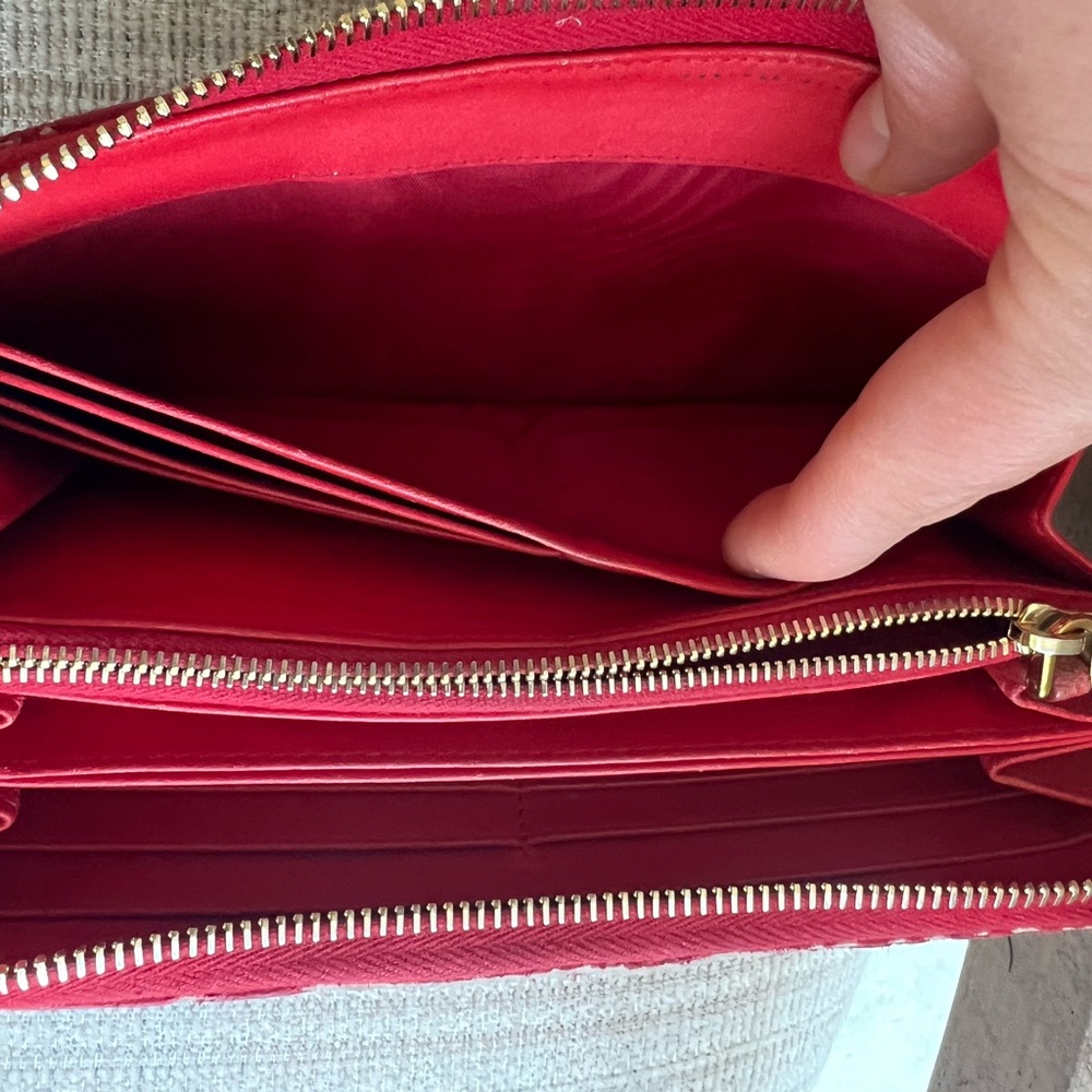 🔴Authentic PRADA Red Wallet🔴 - Picture 9 of 13